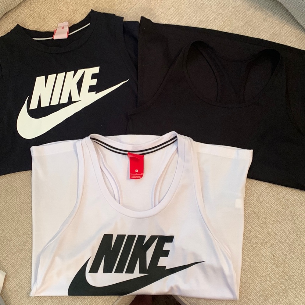 Nike tank tops womens